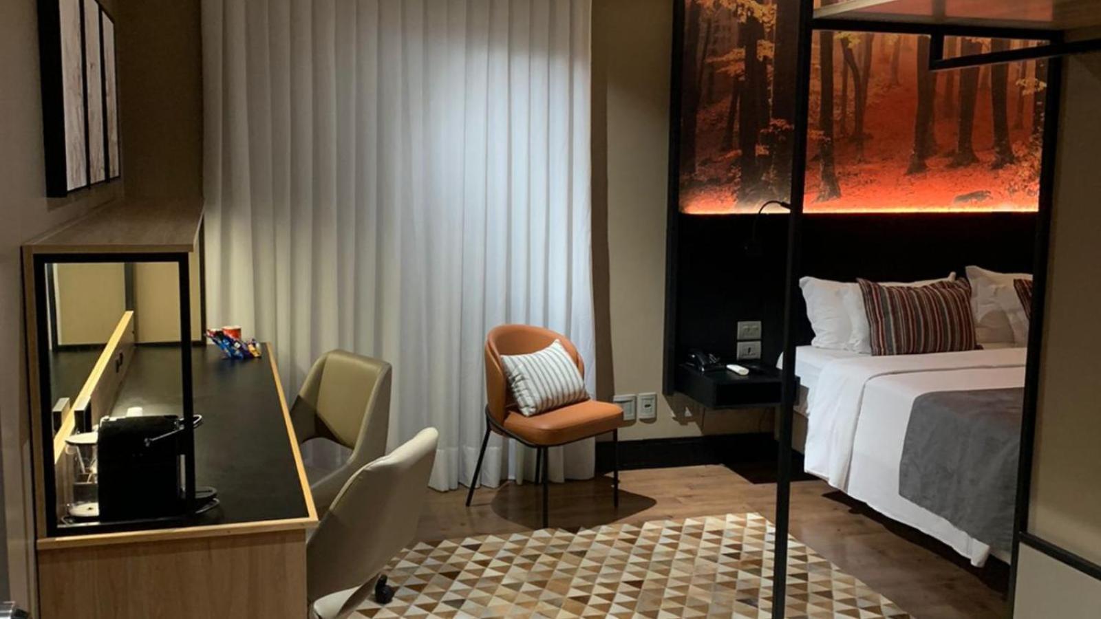 Deluxe King Room,1609317023:JPEG