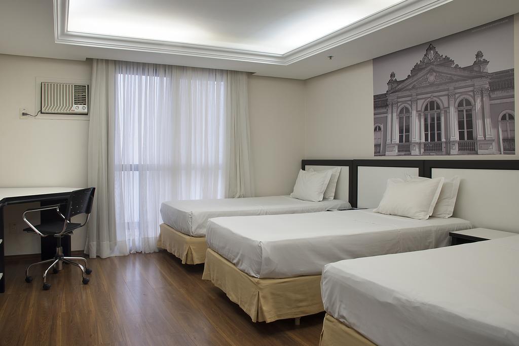 Quarto Triplo Clássico